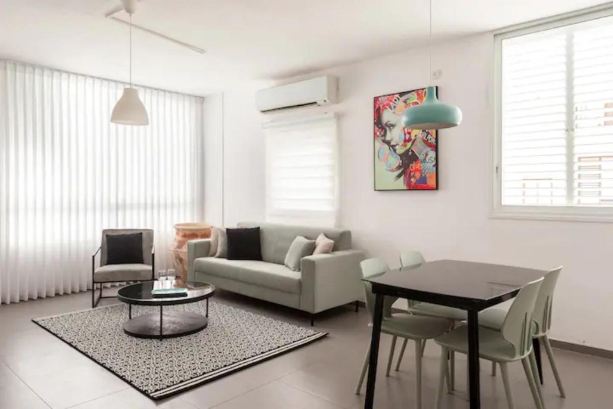 Oַ&O Group-Amazing Apt Bat-Yam 3 Min Walk To Beach Бат-Ям Экстерьер фото